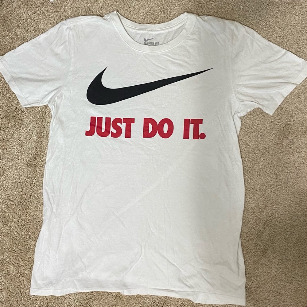 Nike Short Sleeve T-Shirt